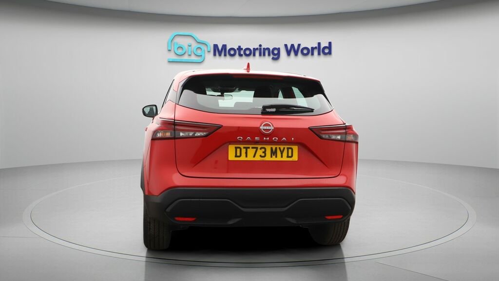 Nissan Qashqai Acenta Premium DT73MYD Red #6
