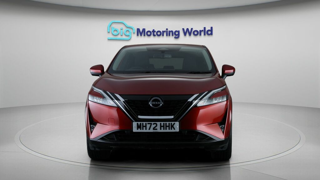Nissan Qashqai N-connecta MH72HHK Red #2