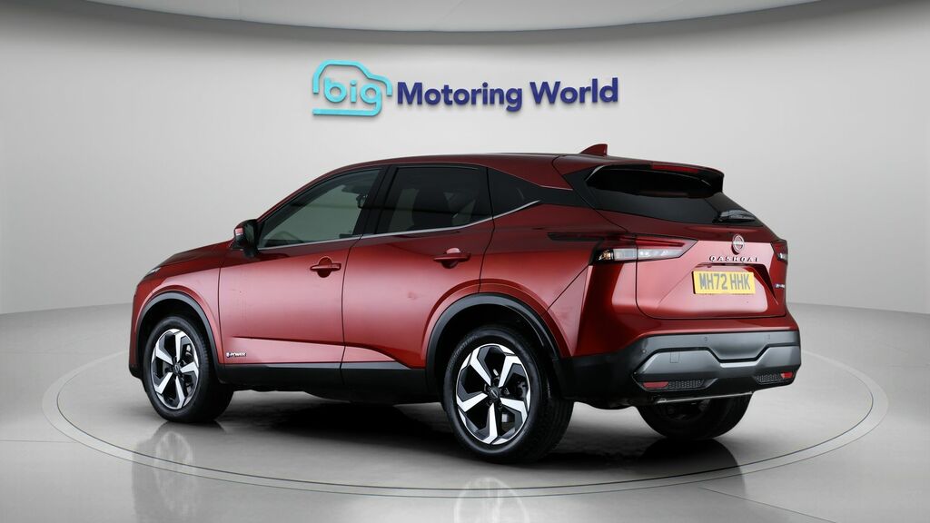 Nissan Qashqai N-connecta MH72HHK Red #5