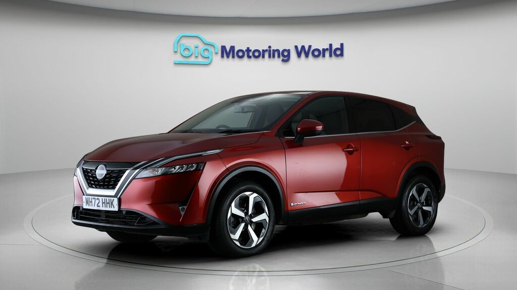 Nissan Qashqai N-connecta MH72HHK Red #3
