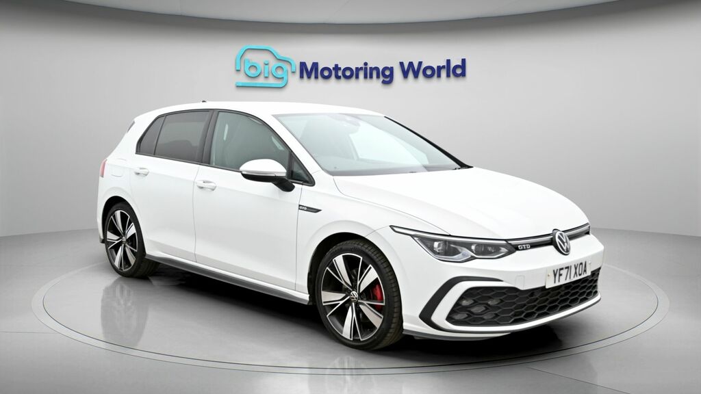 Volkswagen Golf Gtd White