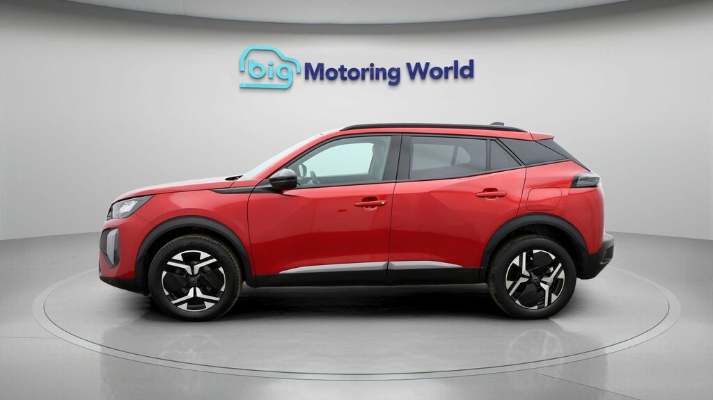 Peugeot 2008 Allure Red #4