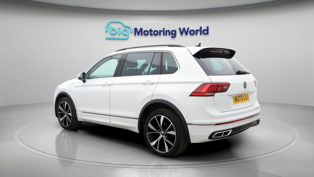 Volkswagen Tiguan R-line WU73LXJ White #5