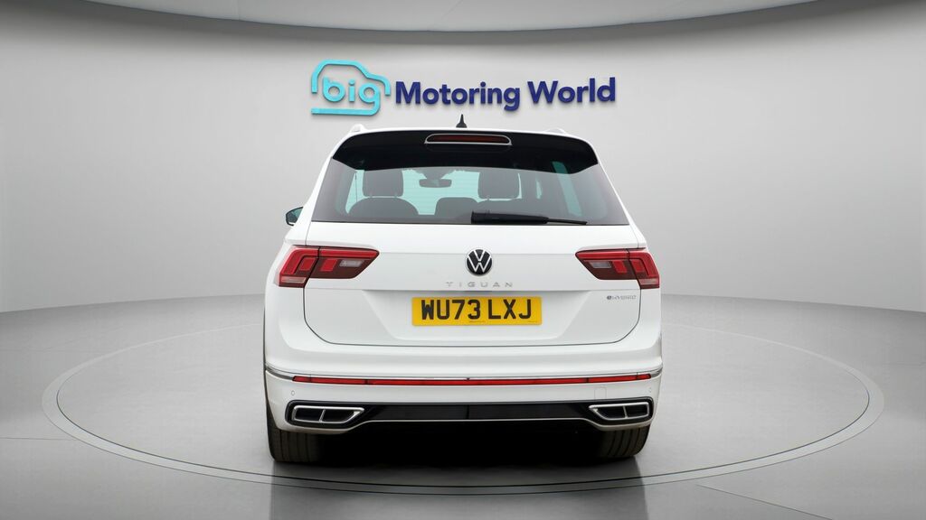 Volkswagen Tiguan R-line WU73LXJ White #6