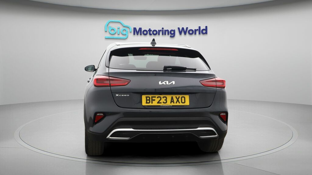 Kia Xceed 3 Grey #6