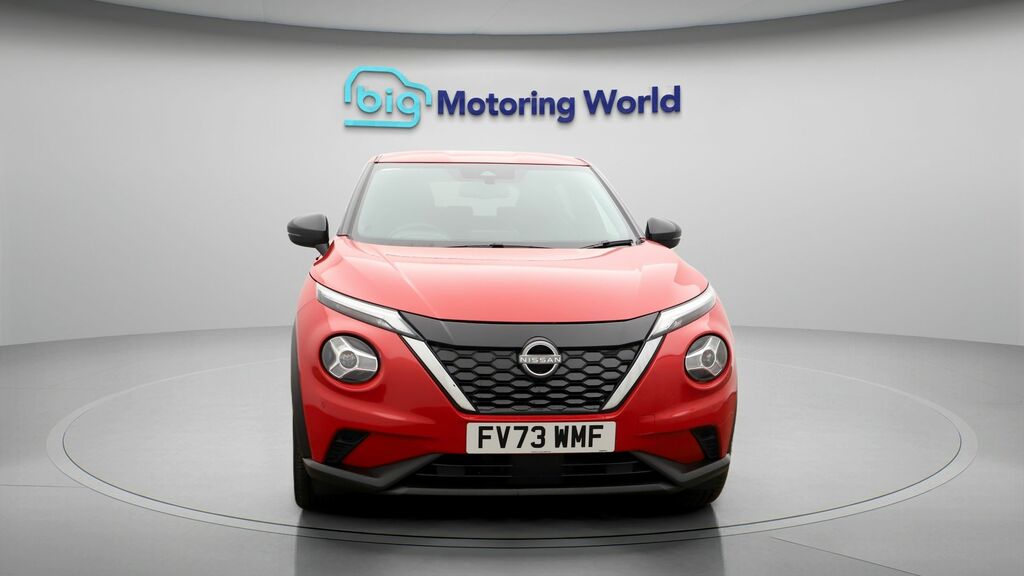 Nissan Juke N-connecta FV73WMF Red #2