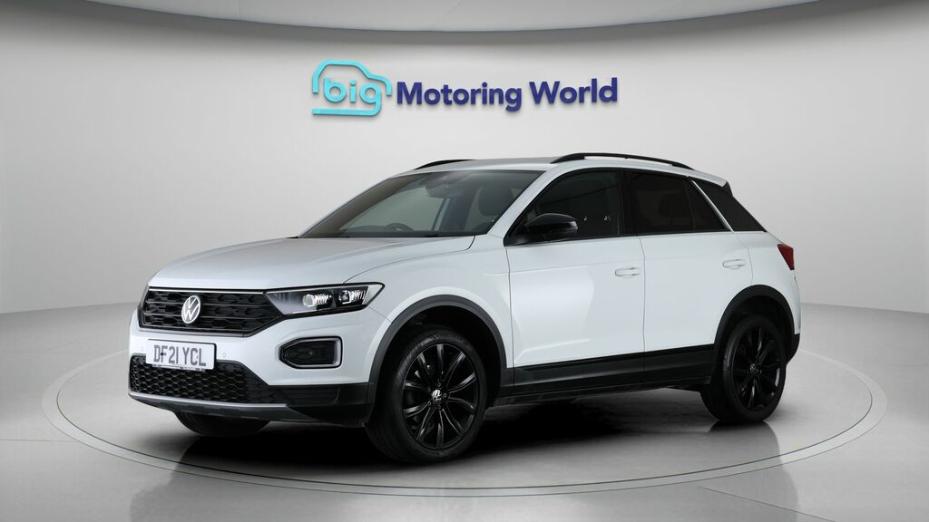 Volkswagen T-Roc Black Edition DF21YCL White #3