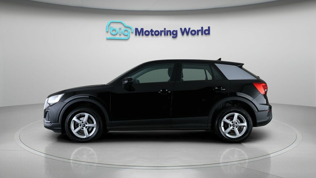 Audi Q2 Technik ND72UWM Black #4