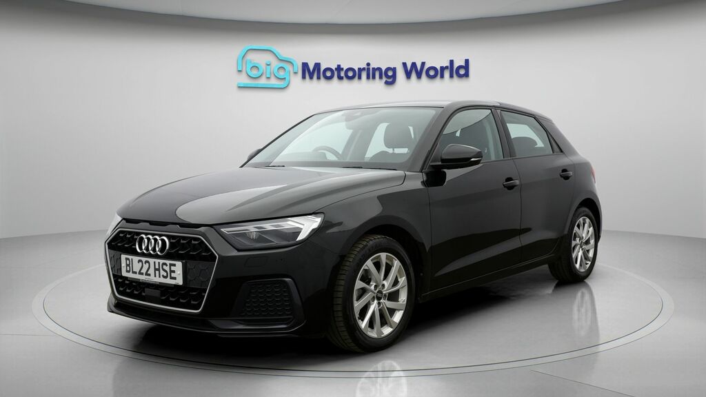 Audi A1 Sport Black #3