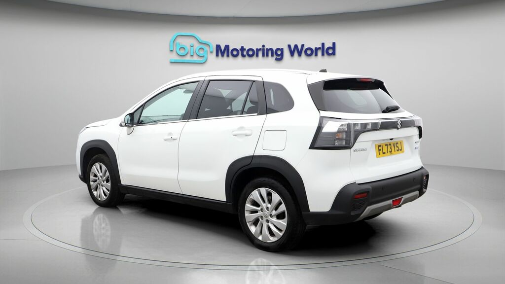 Suzuki S Cross Motion White #5