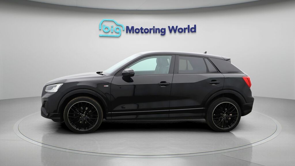 Audi Q2 Black Edition KT73BSX Black #4