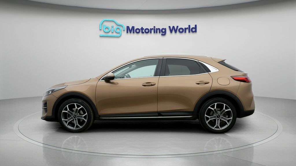 Kia Xceed 3 BN22NHZ Brown #4