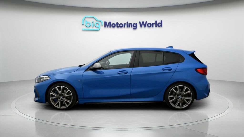 BMW 1 Series Xdrive Blue #4
