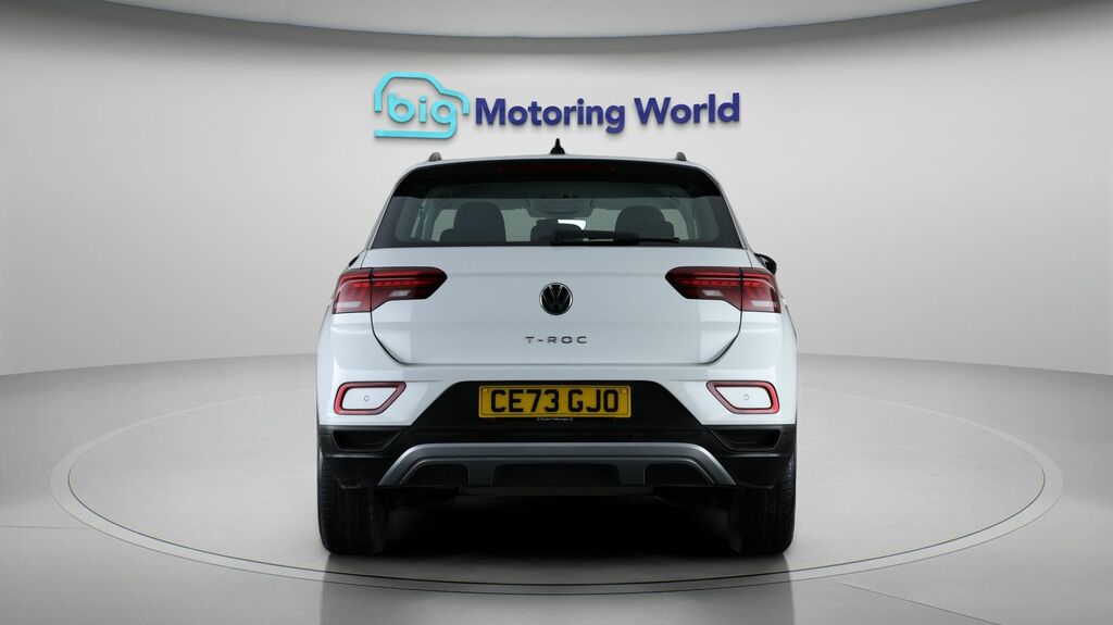 Volkswagen T-Roc Life CE73GJO White #6