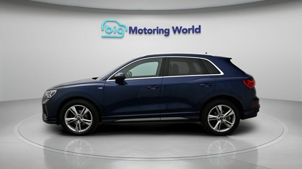 Audi Q3 S Line HJ23XDH Blue #4