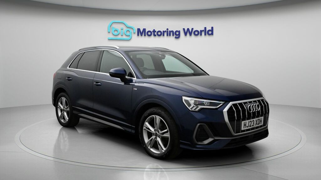 Audi Q3 S Line Blue