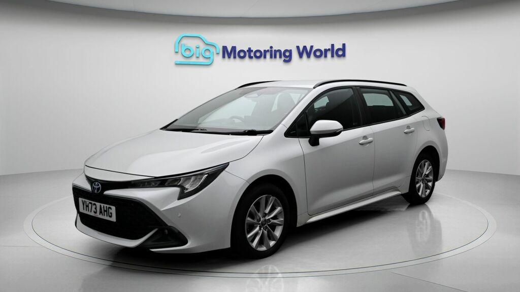 Toyota Corolla Icon YH73AHG White #3