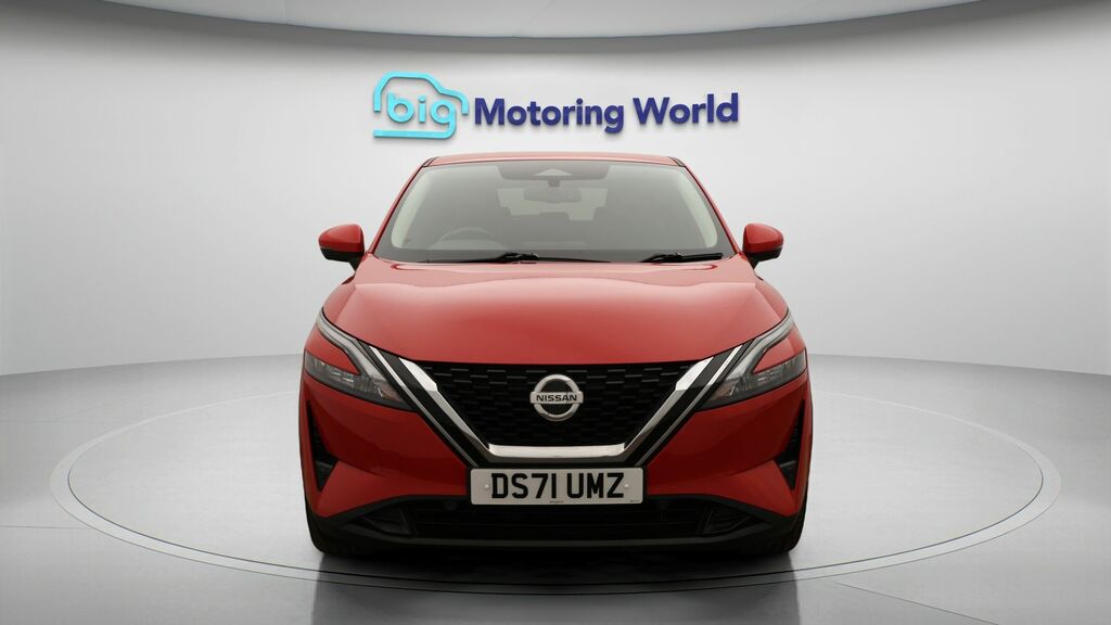 Nissan Qashqai N-connecta DS71UMZ Red #2