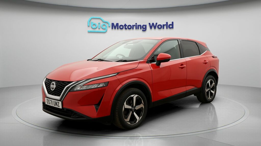 Nissan Qashqai N-connecta DS71UMZ Red #3