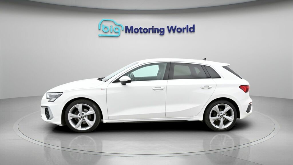Audi A3 S Line HG22VWO White #4