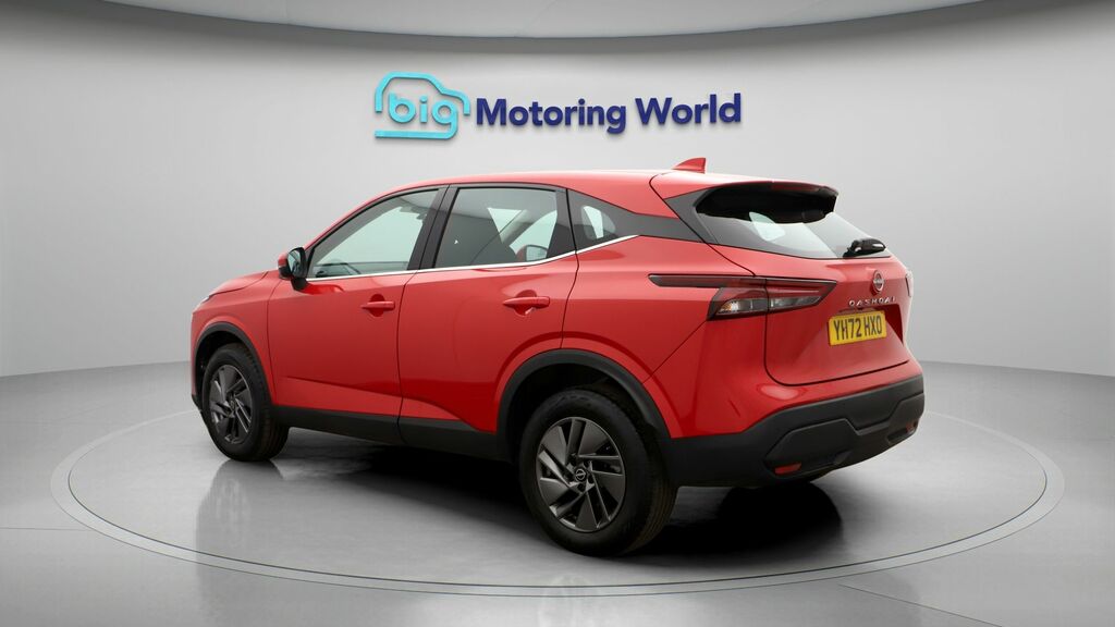 Nissan Qashqai Acenta Premium YH72HXO Red #5