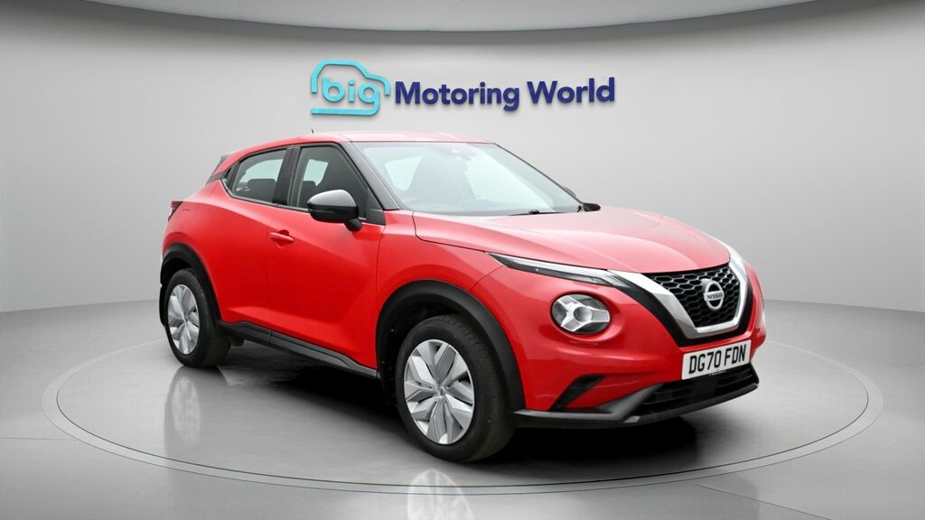 Nissan Juke Acenta Red
