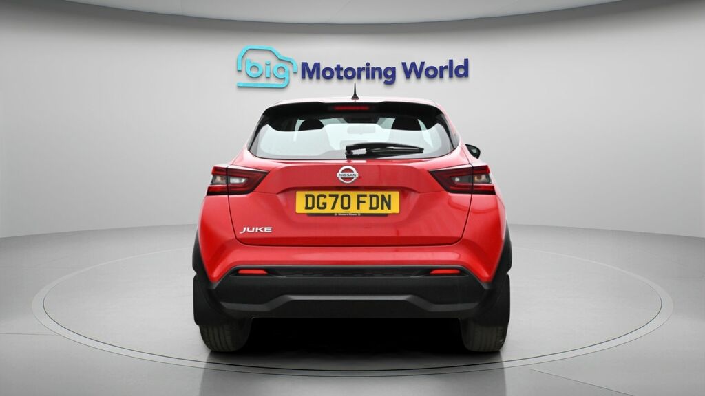 Nissan Juke Acenta Red #6