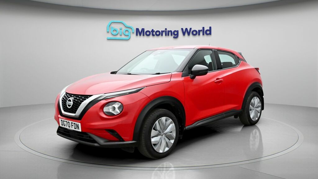 Nissan Juke Acenta Red #3