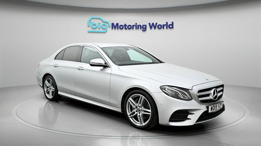 Mercedes-Benz E Class Amg Line Silver