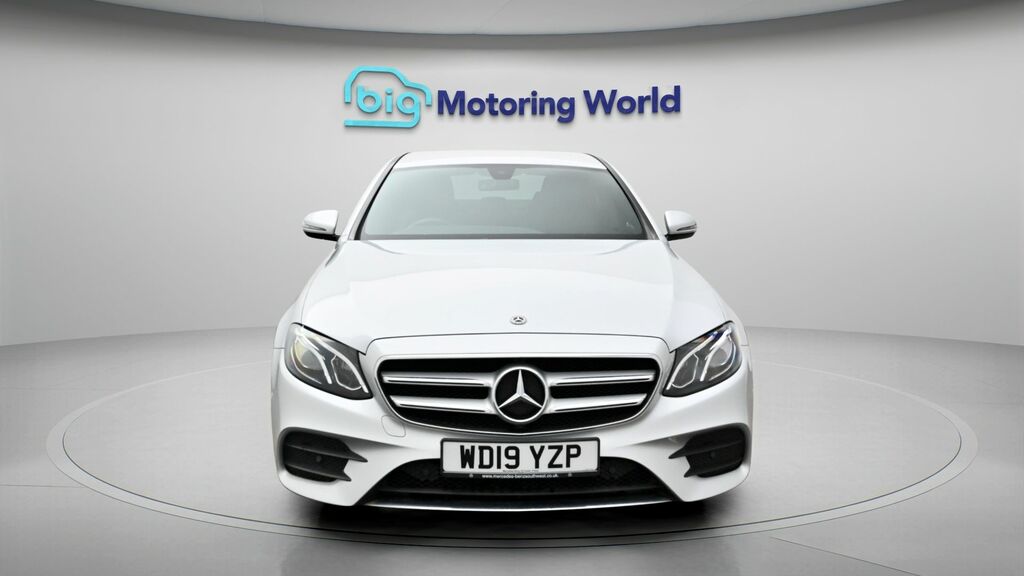 Mercedes-Benz E Class Amg Line Silver #2