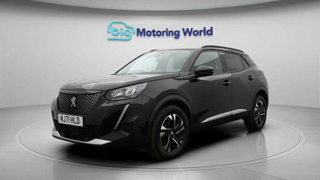 Peugeot 2008 Allure Black #3