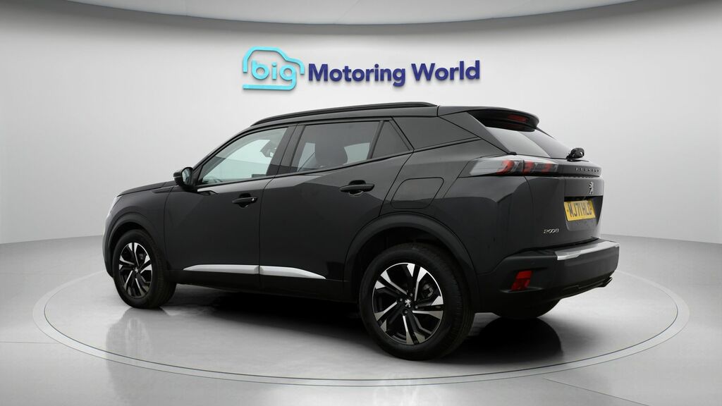 Peugeot 2008 Allure Black #5