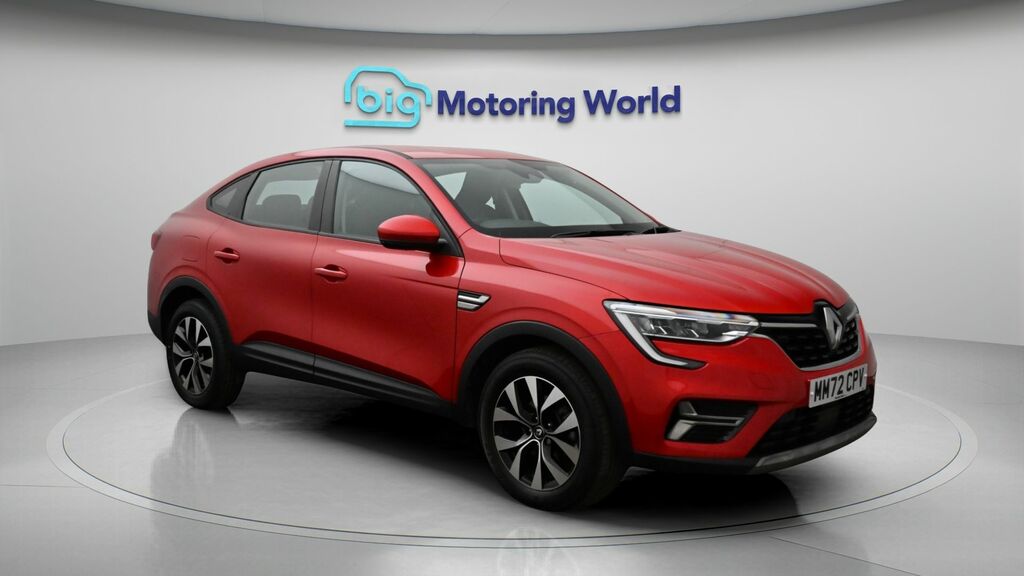 Renault Arkana Evolution Red