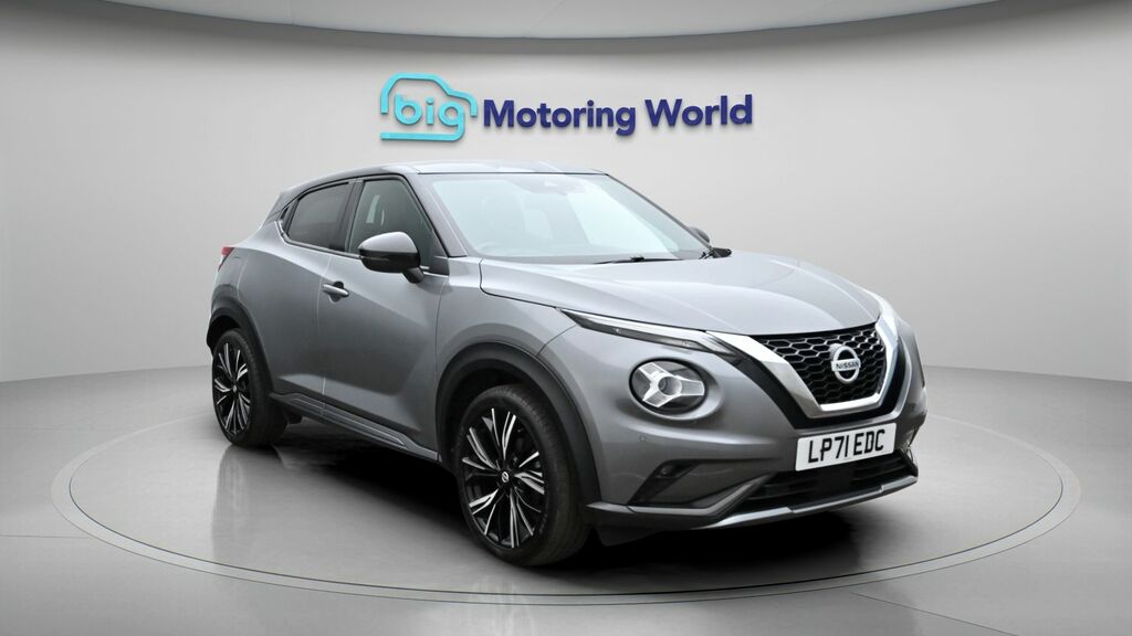 Nissan Juke Tekna Grey