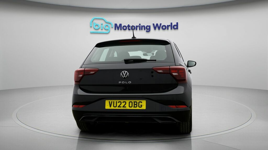 Volkswagen Polo Life VU22OBG Black #6