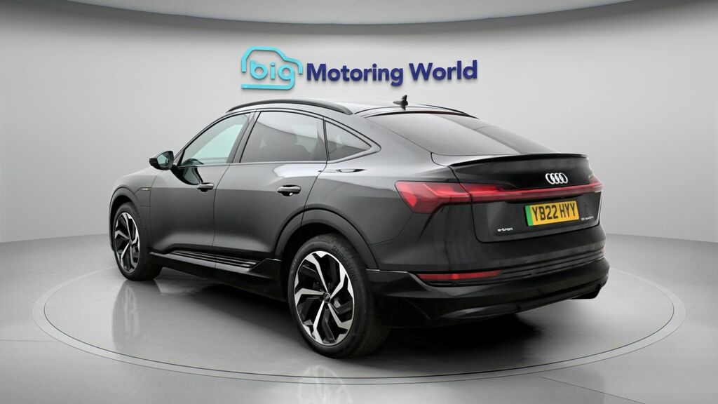 Audi E-tron Black Edition YB22HYY Black #5