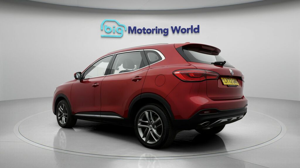 MG HS Excite LY72GWK Red #5