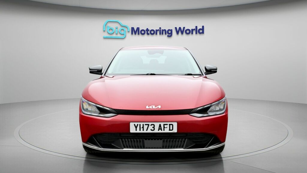 Kia EV6 Air YH73AFD Red #2