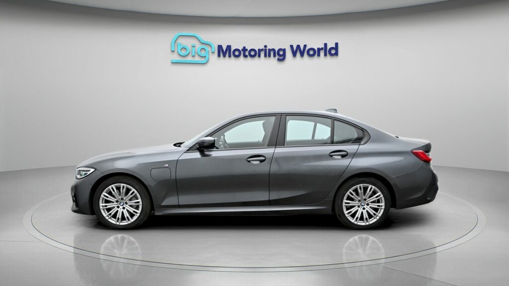 BMW 3 Series M Sport ND70PUE Grey #4