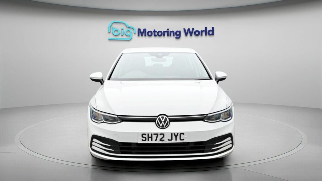 Volkswagen Golf Life SH72JYC White #2