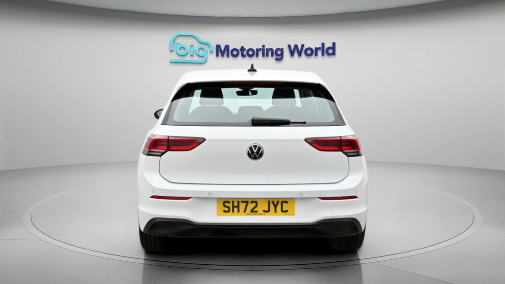 Volkswagen Golf Life SH72JYC White #6