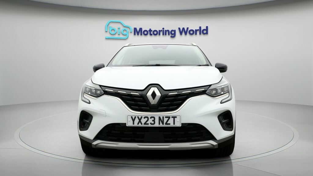 Renault Captur Techno YX23NZT White #2