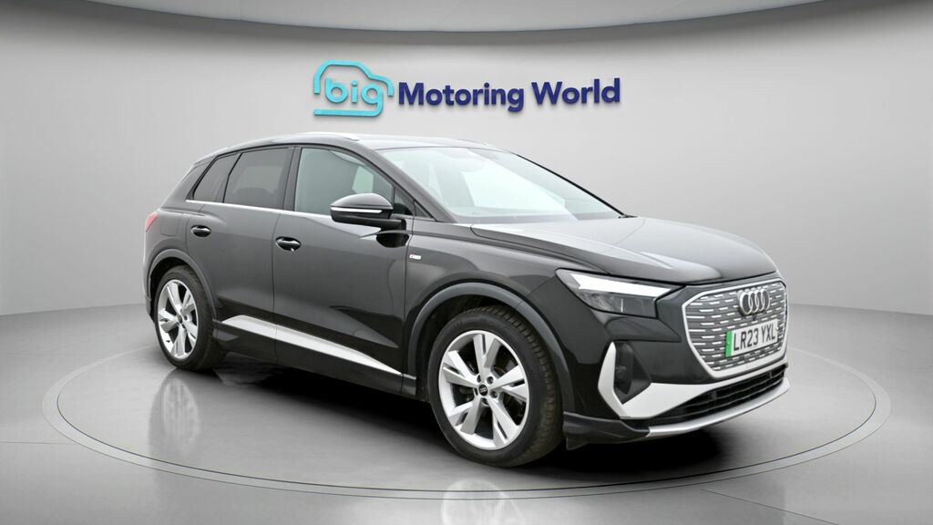 Audi Q4 E Tron S Line Black