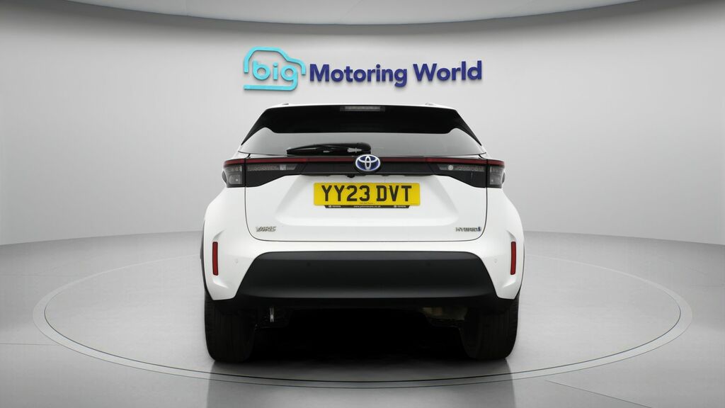 Toyota Yaris Cross Excel YY23DVT White #6