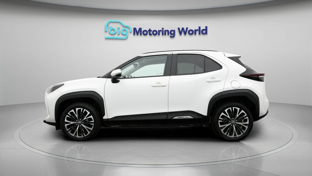 Toyota Yaris Cross Excel YY23DVT White #4