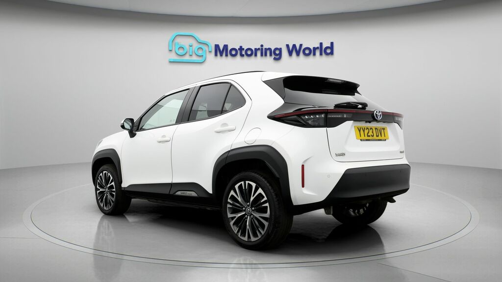 Toyota Yaris Cross Excel YY23DVT White #5