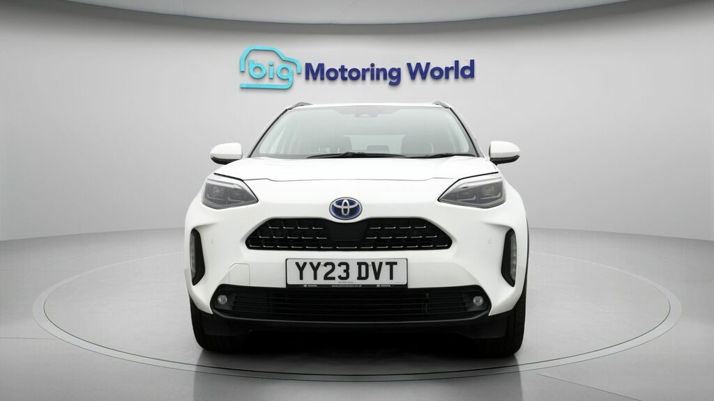 Toyota Yaris Cross Excel YY23DVT White #2