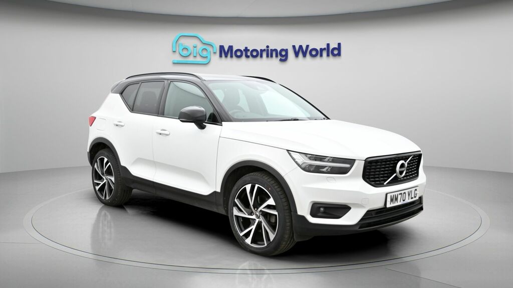 Volvo XC40 R-design Pro White