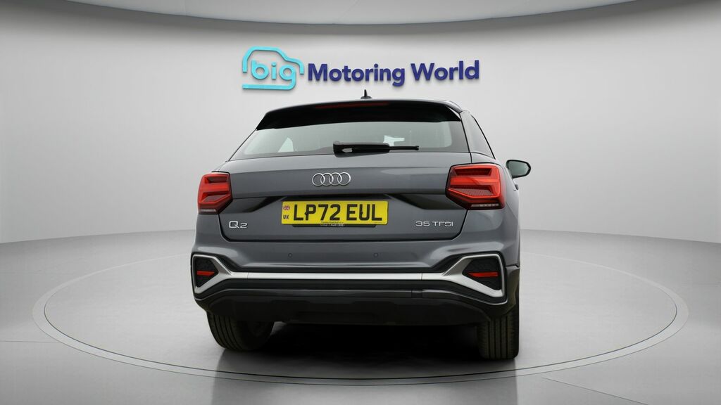 Audi Q2 S Line LP72EUL Grey #6