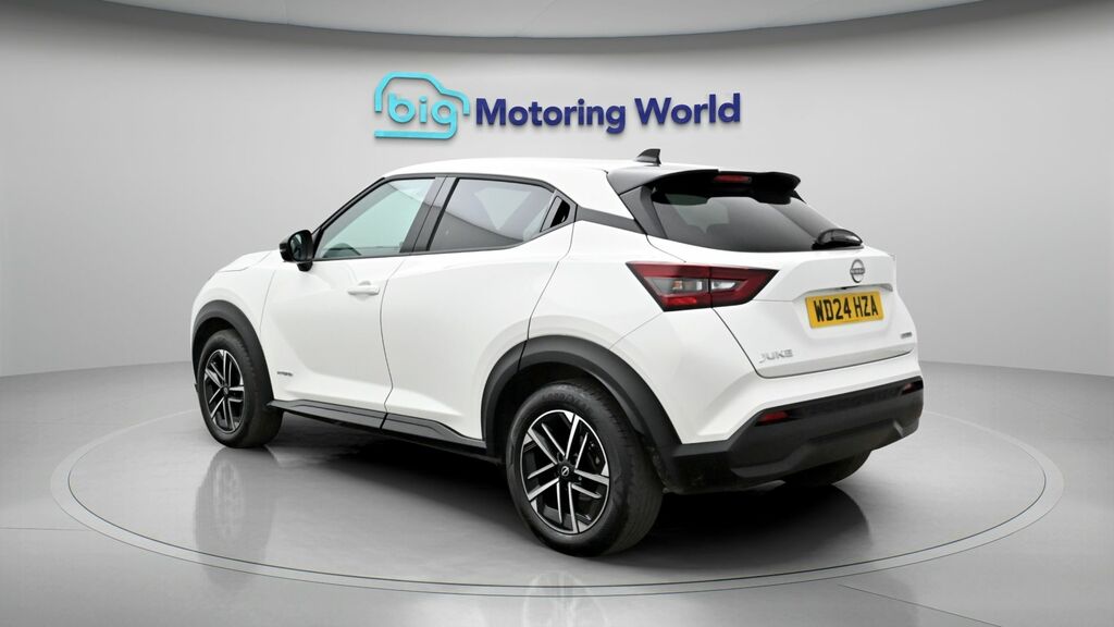 Nissan Juke N-connecta WD24HZA White #5